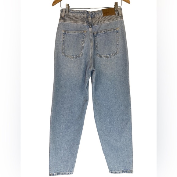 ZARA Mom Fit Biker Moto Jeans Cotton Rigid Light Wash, Size 6 - Picture 4 of 10